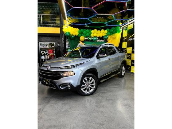 FIAT TORO 2.0 16V TURBO DIESEL RANCH 4WD AT9 FIAT TORO 2.0 16V TURBO DIESEL RANCH 4WD AT9